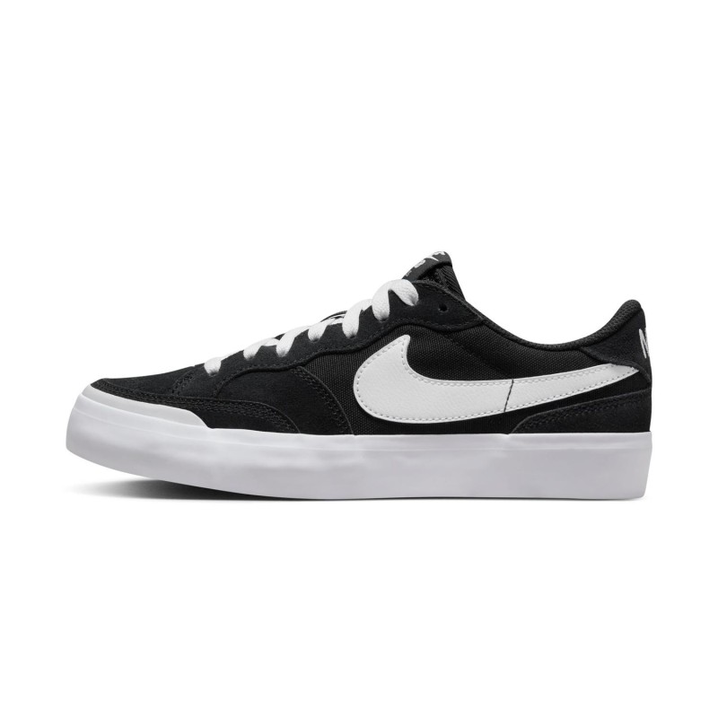 NIKE SB POGO PLUS