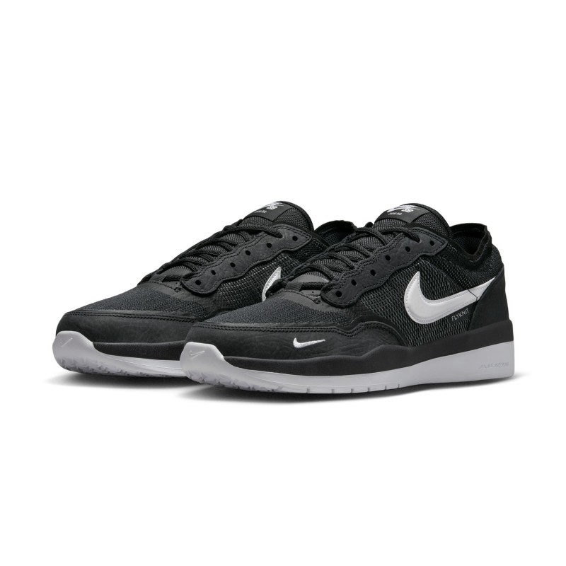 NIKE SB PS8