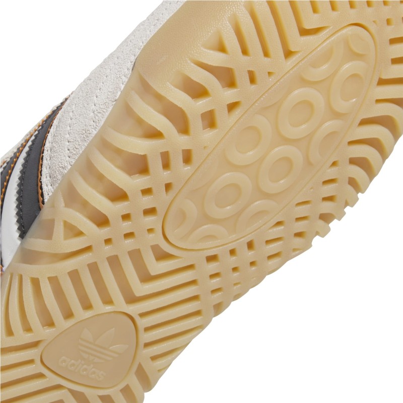 BUSENITZ INDOOR SUPER