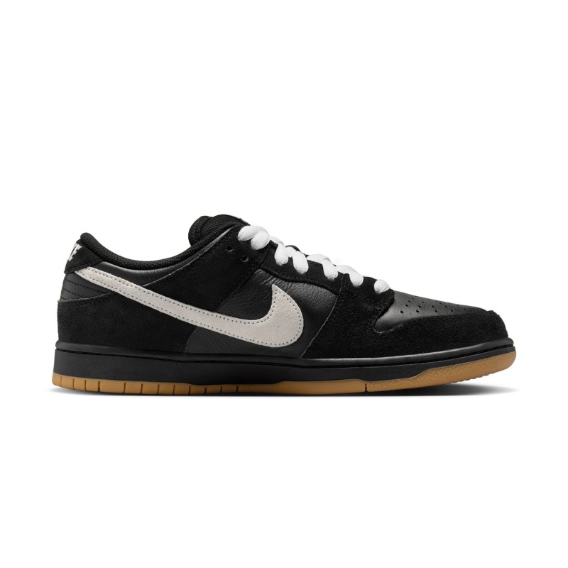 NIKE SB DUNK LOW PRO