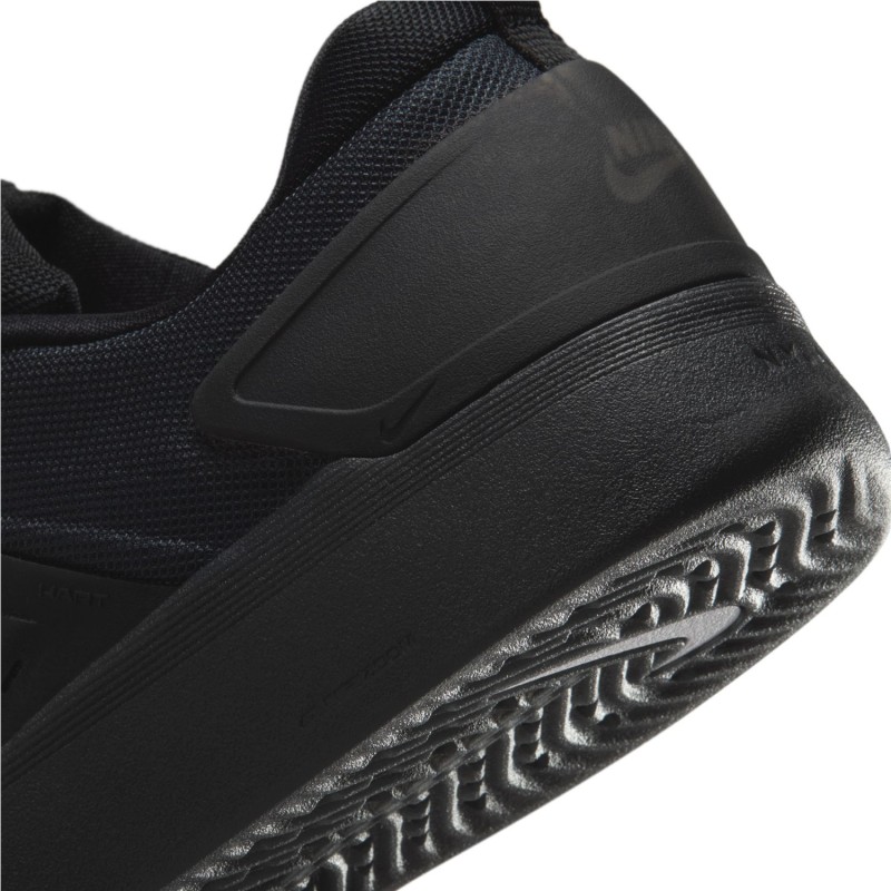 NIKE SB ZOOM NYJAH 4