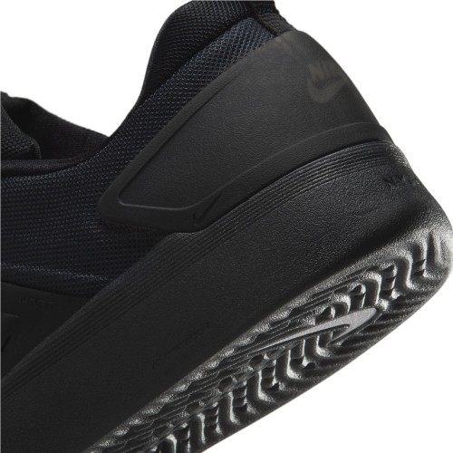 NIKE SB ZOOM NYJAH 4