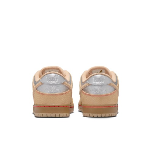 NIKE SB DUNK LOW PRO