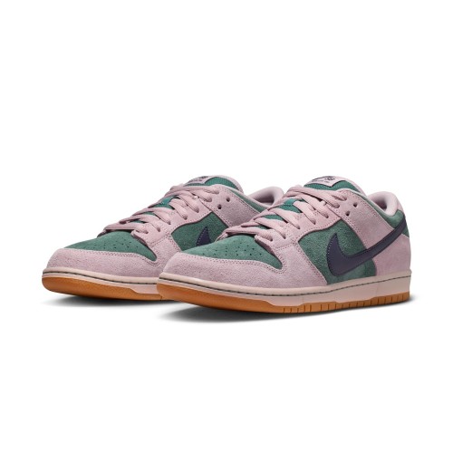 NIKE SB DUNK LOW PRO