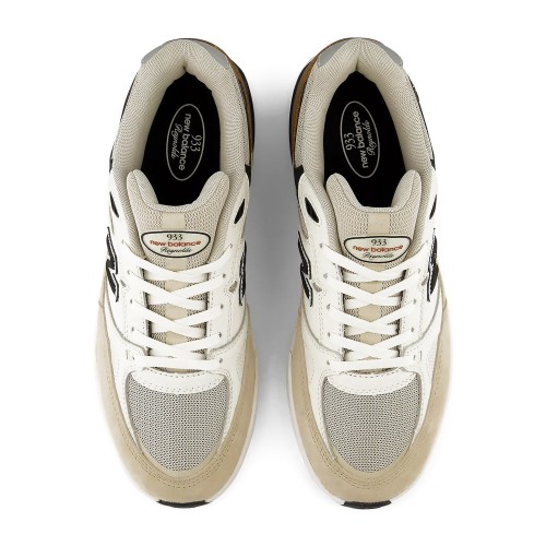 NEW BALANCE 933 ONE