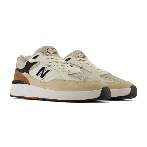 NEW BALANCE 933 ONE