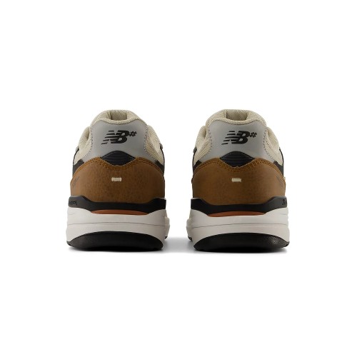 NEW BALANCE 933 ONE