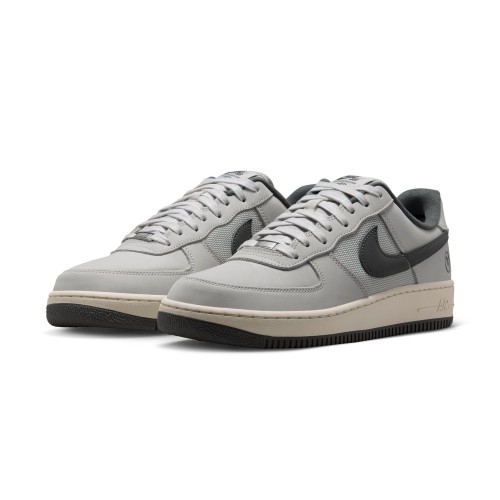 NIKE SB AIR FORCE 1 X YUTO