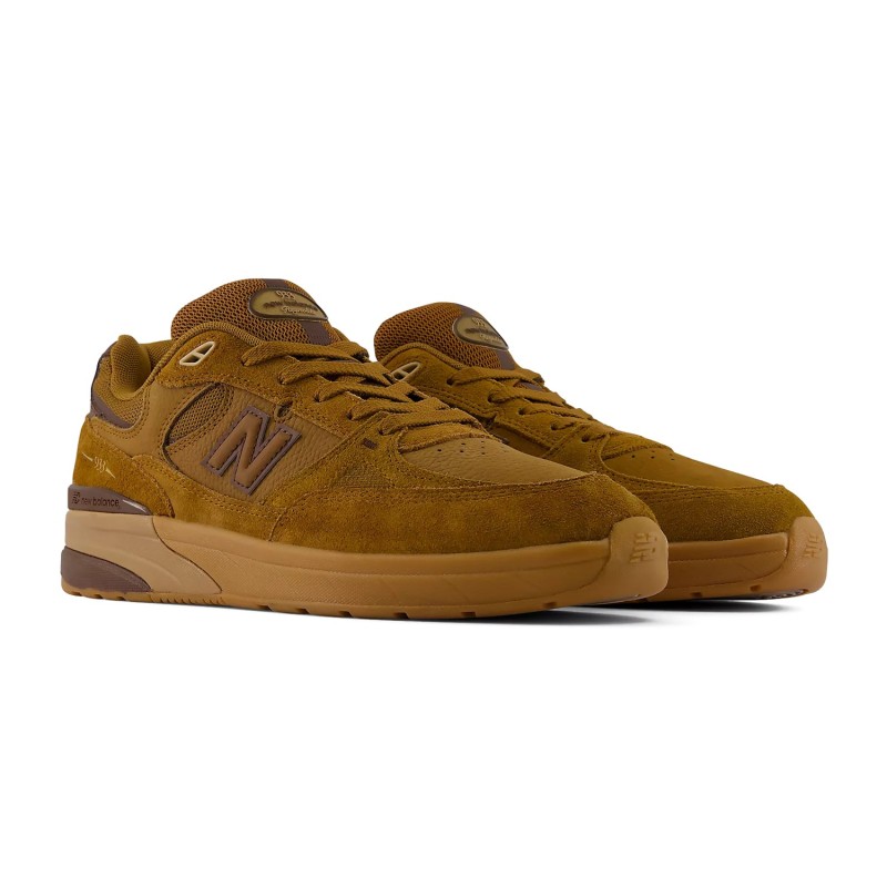 NB NUMERIC ANDREW REYNOLDS 933
