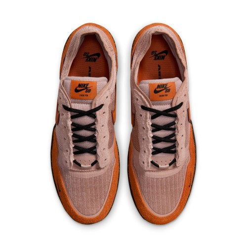 NIKE SB PS8
